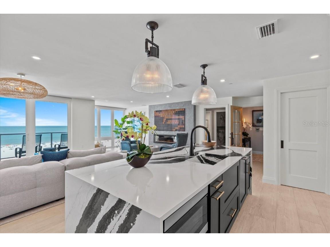 15 Avalon Street #601 Clearwater Beach FL 33767 TB8361197 image15