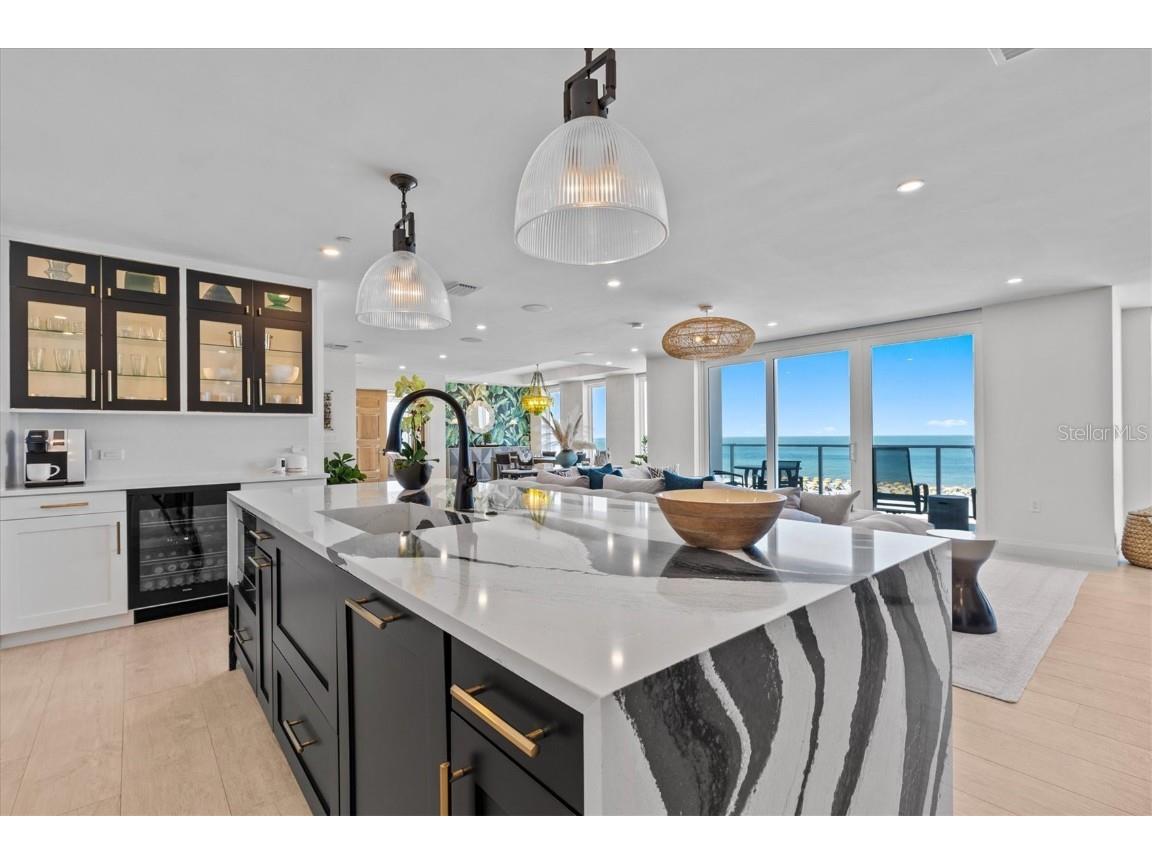 15 Avalon Street #601 Clearwater Beach FL 33767 TB8361197 image17