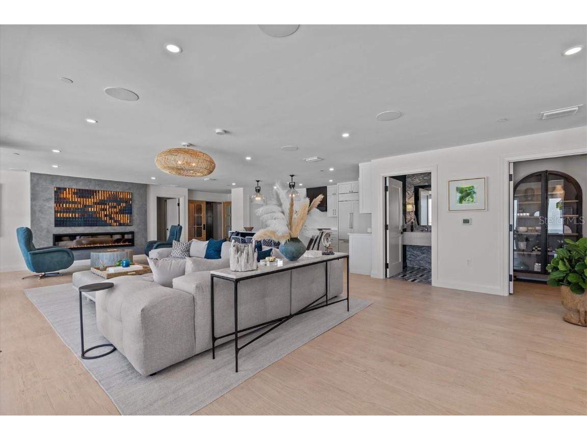 15 Avalon Street #601 Clearwater Beach FL 33767 TB8361197 image26