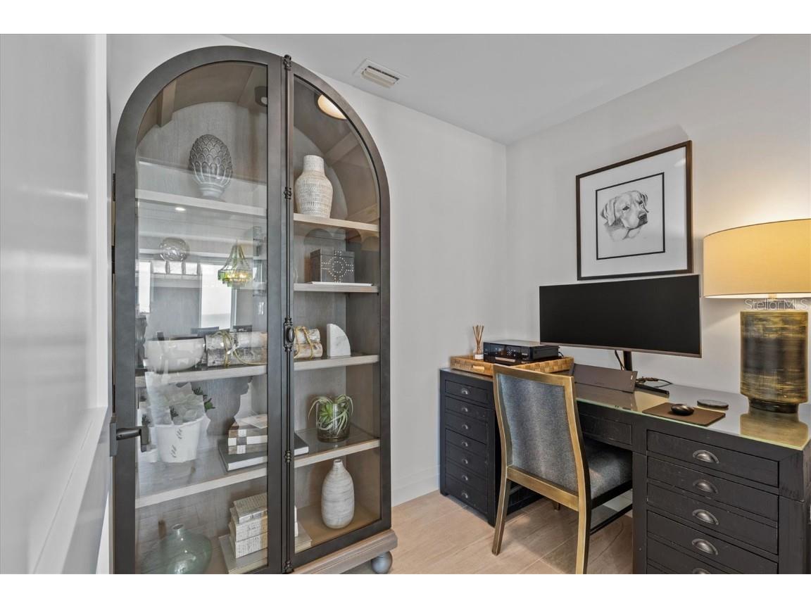 15 Avalon Street #601 Clearwater Beach FL 33767 TB8361197 image37