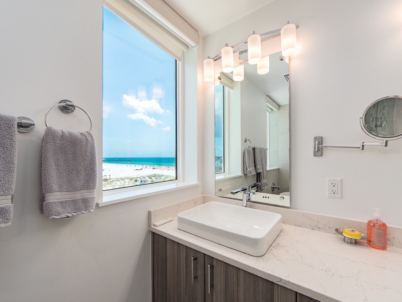15 Avalon Street #701 Clearwater Beach FL 33767 TB8525338 image28