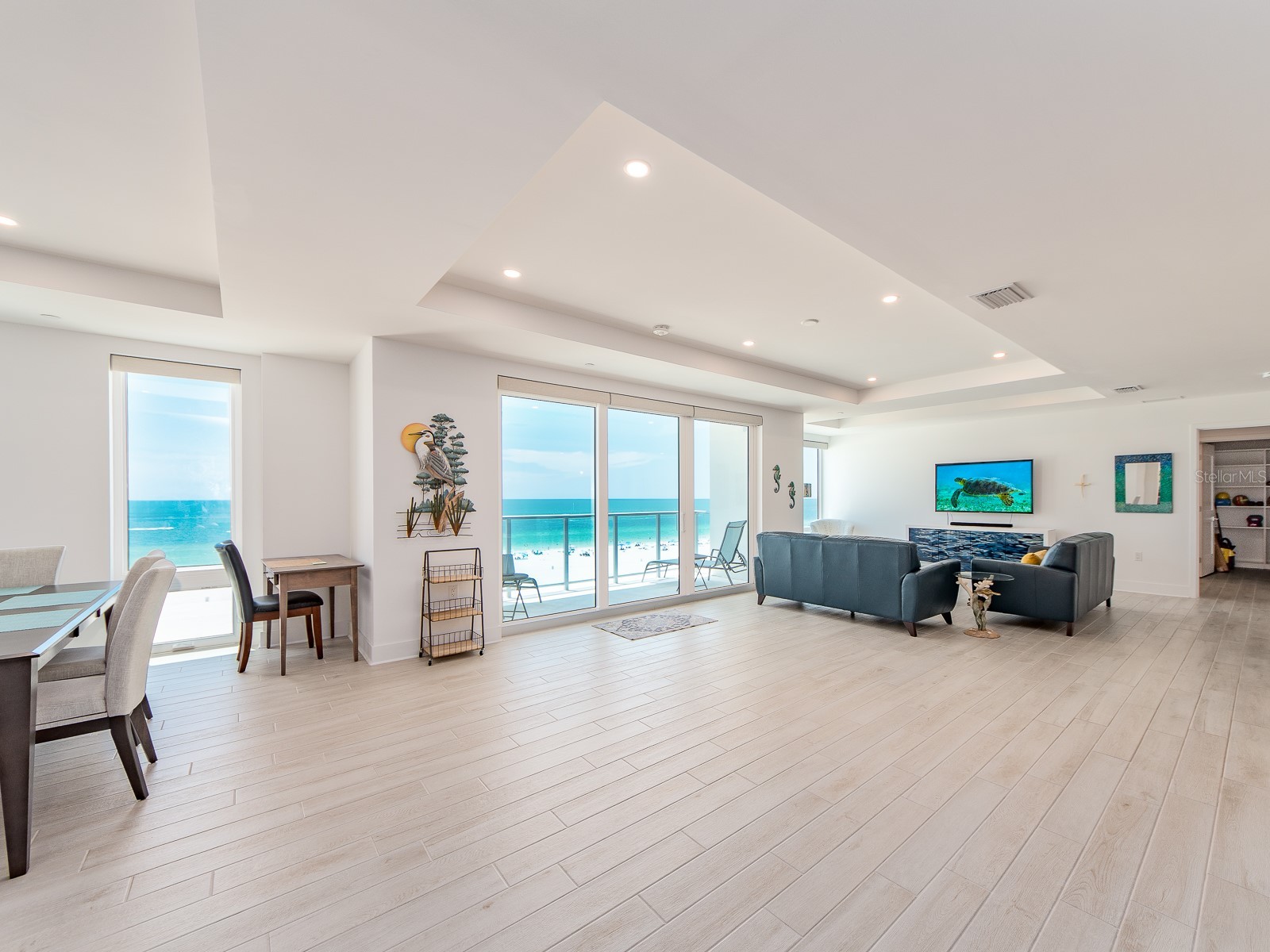 15 Avalon Street #701 Clearwater Beach FL 33767 TB8525338 image4