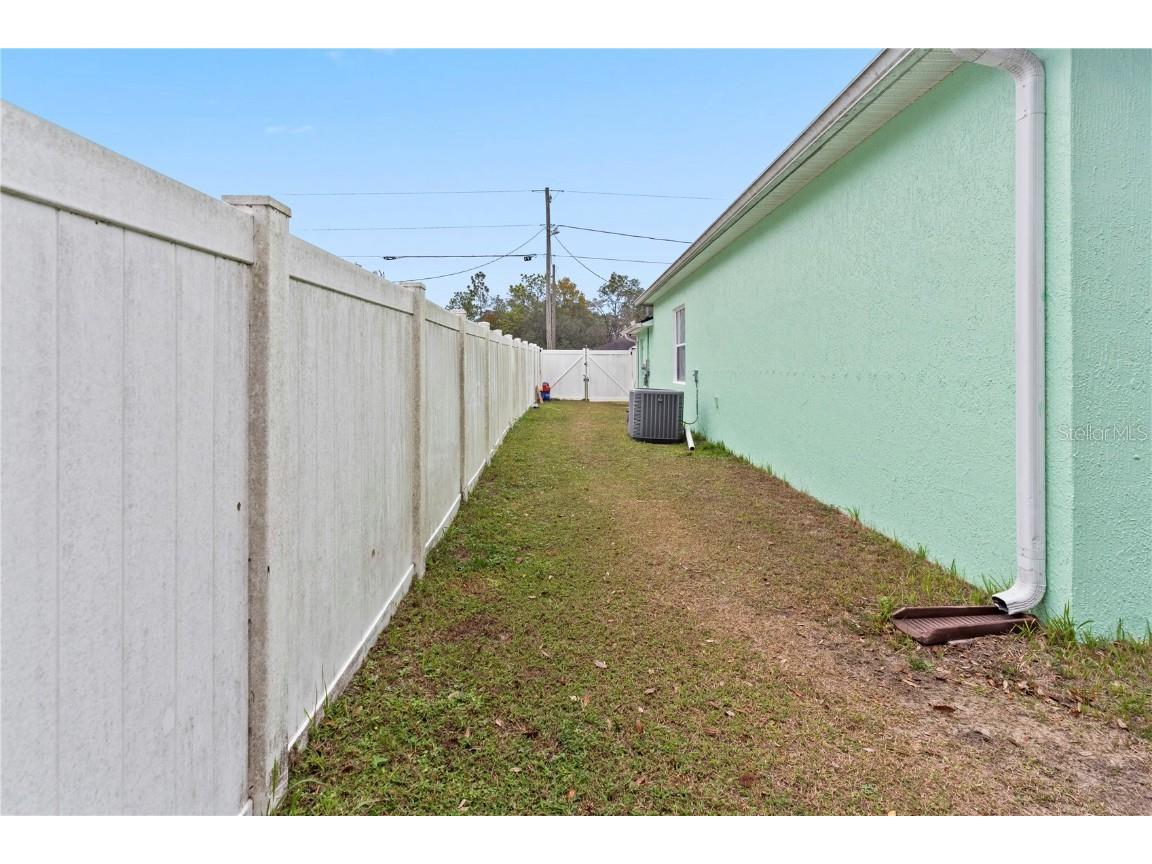 15 Locust Loop Drive Ocala FL 34472 OM714806 image4