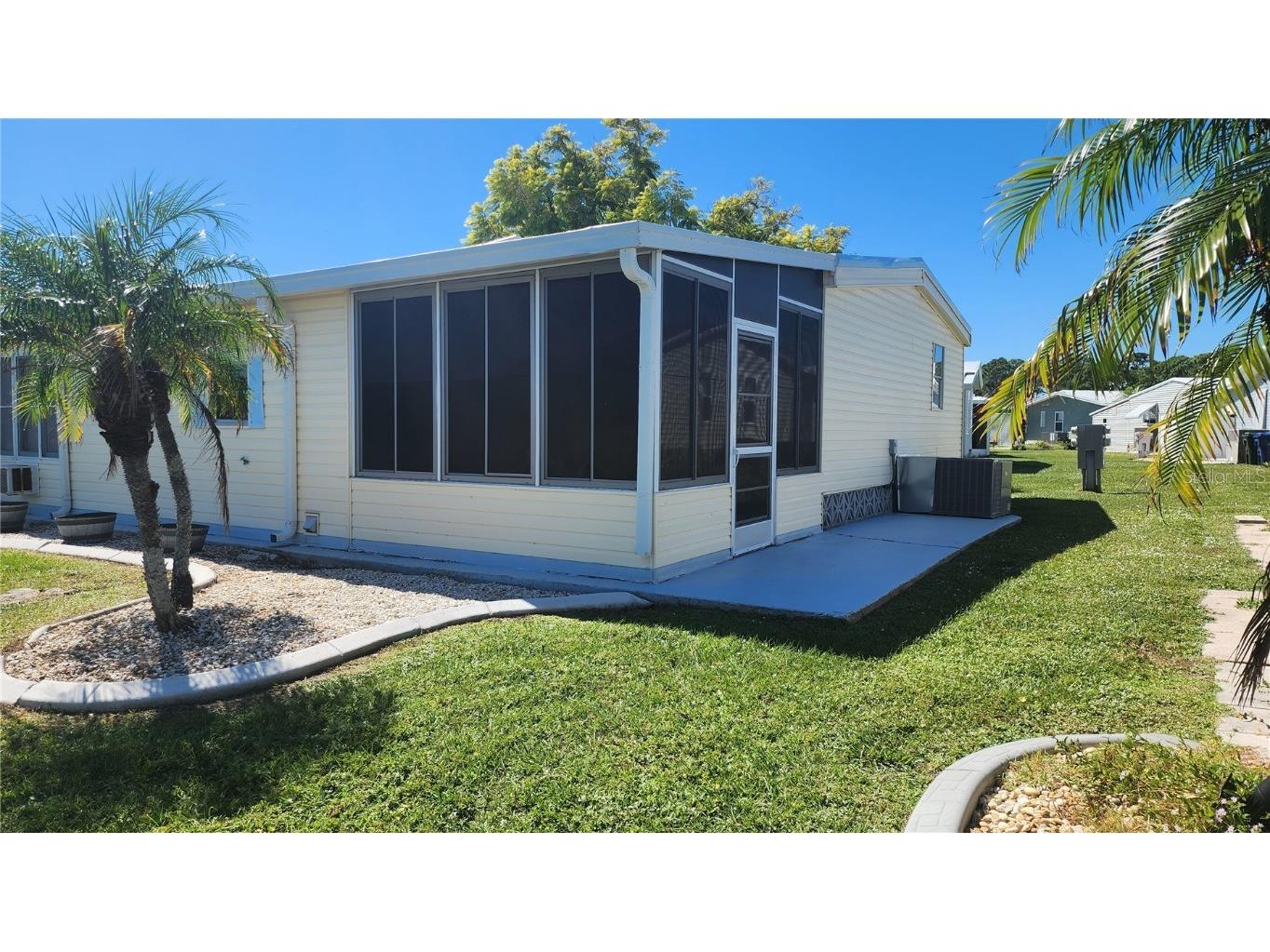 15 N Botany Bay Circle Englewood FL 34223 A4667528 image20