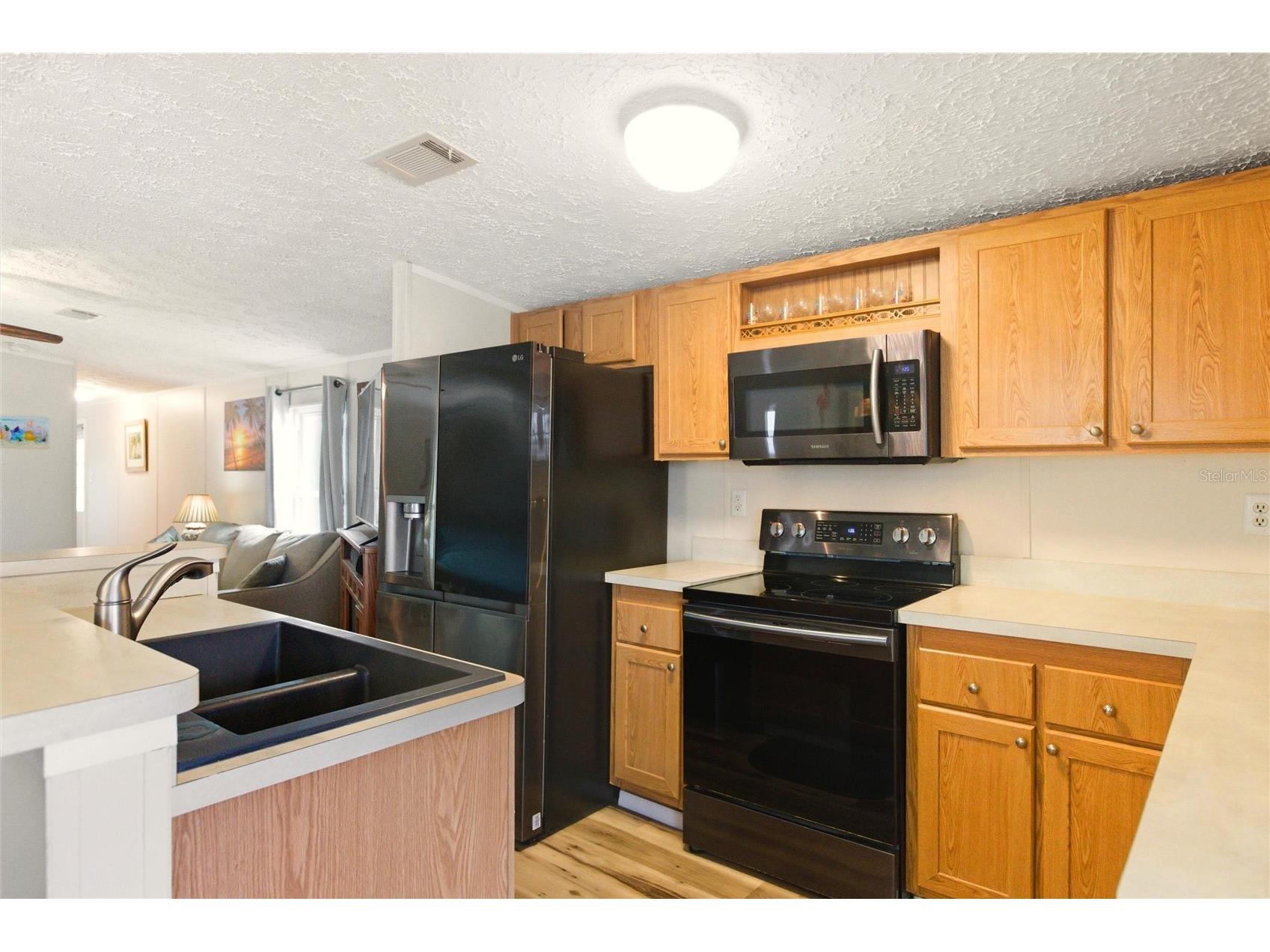 15 N Cardinal #B15 Punta Gorda FL 33950 C7525238 image13