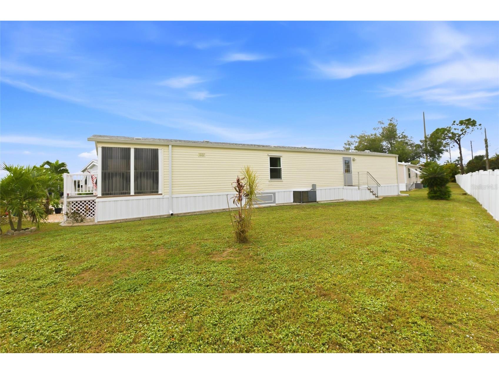 15 N Cardinal #B15 Punta Gorda FL 33950 C7525238 image32