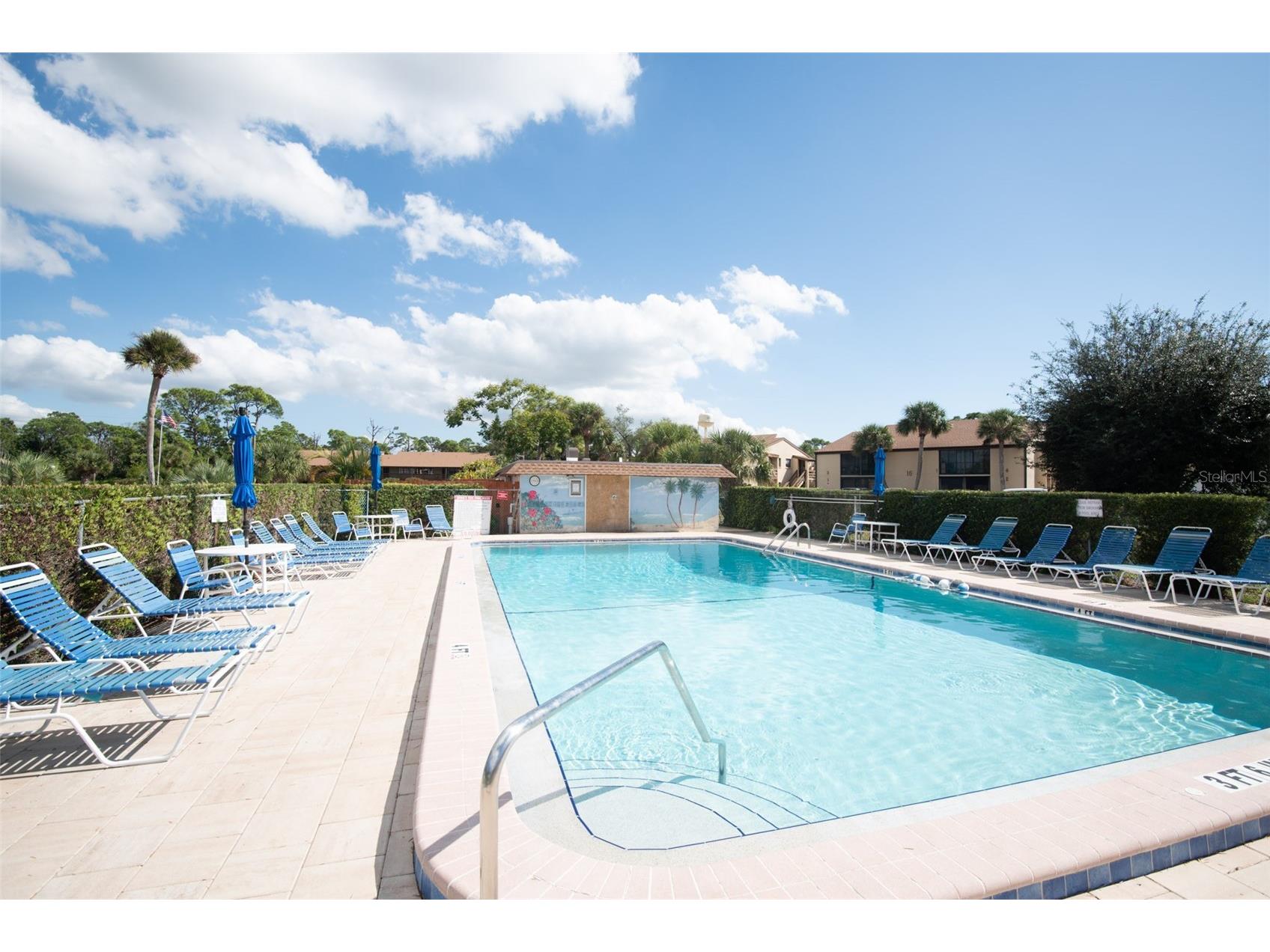 15 Quails Run Boulevard #1 Englewood FL 34223 A4672377 image24