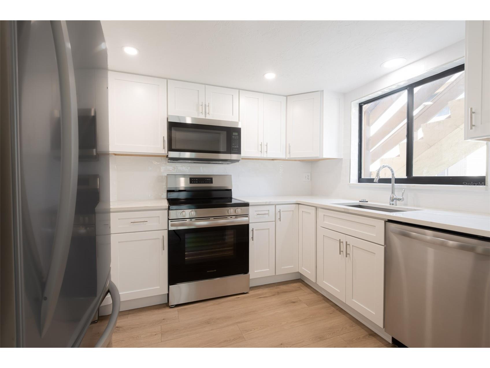 15 Quails Run Boulevard #1 Englewood FL 34223 A4672377 image9