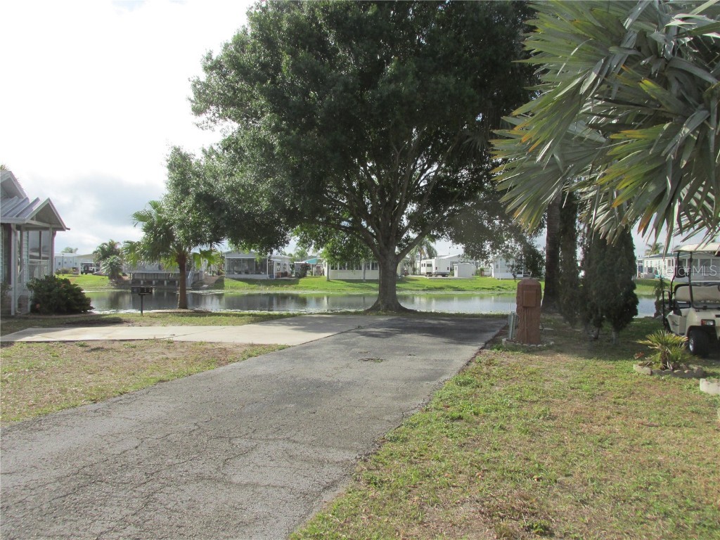 15 Red Quill Circle Lake Wales FL 33853 - SADDLEBAG LAKE K4902106 image1