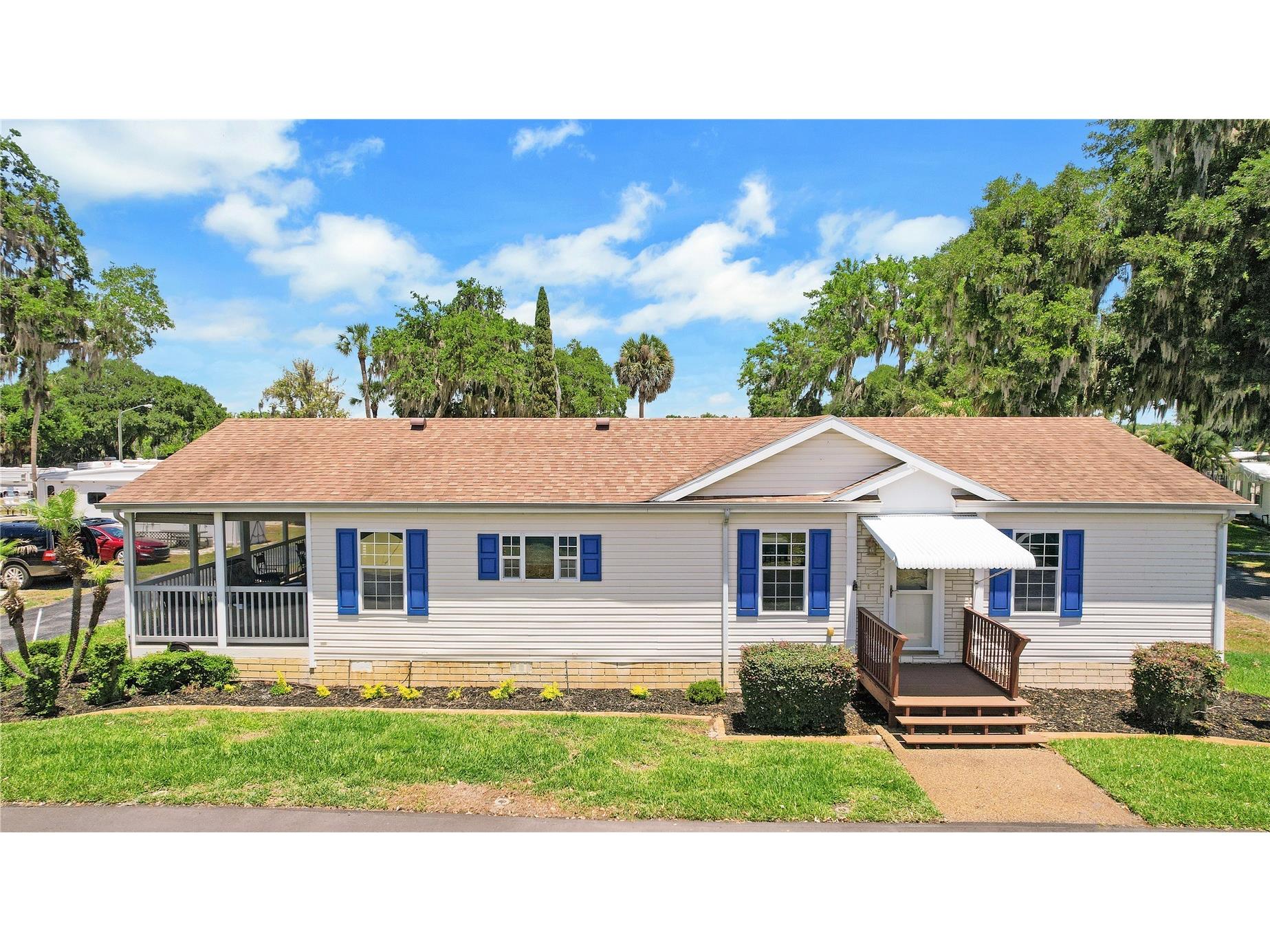 15 Riverview Drive Fruitland Park FL 34731 - LAKE GRIFFIN G5111956 image3