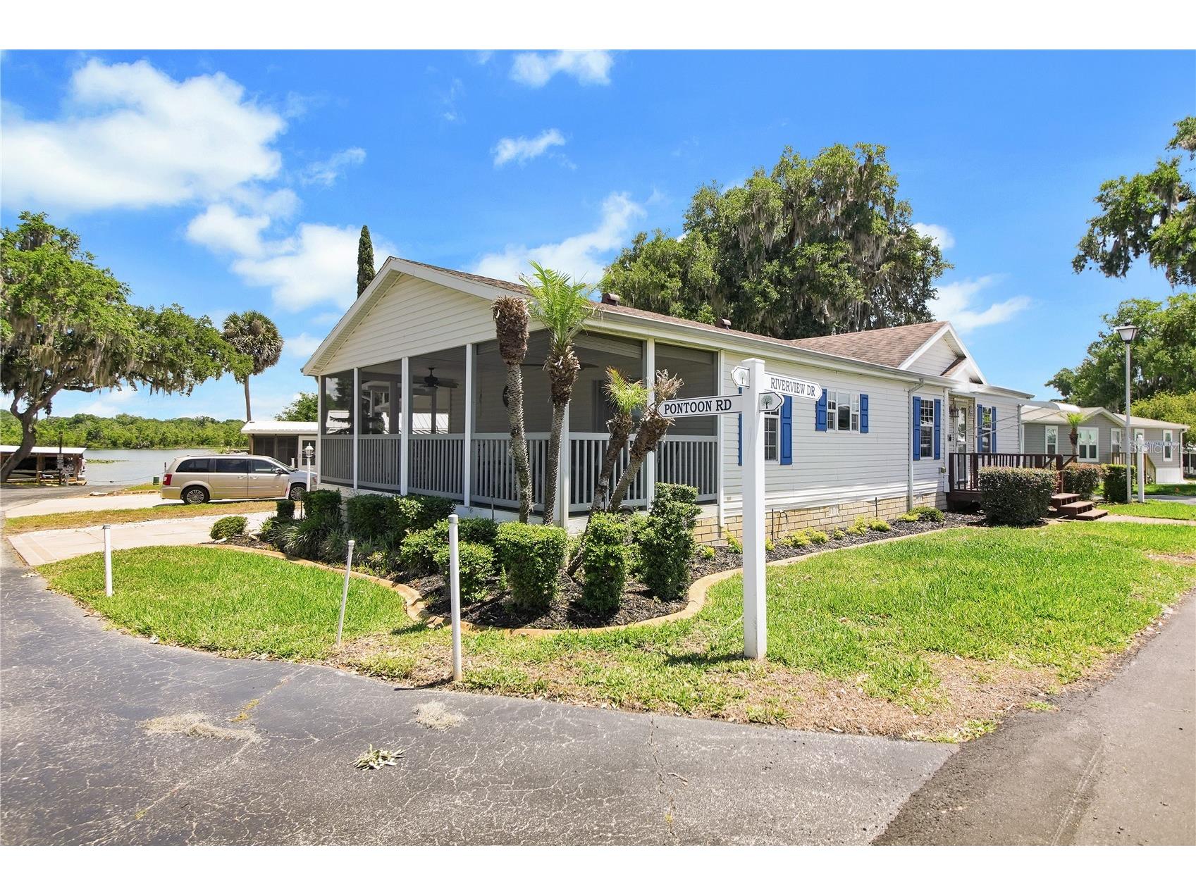 15 Riverview Drive Fruitland Park FL 34731 - LAKE GRIFFIN G5111956 image4