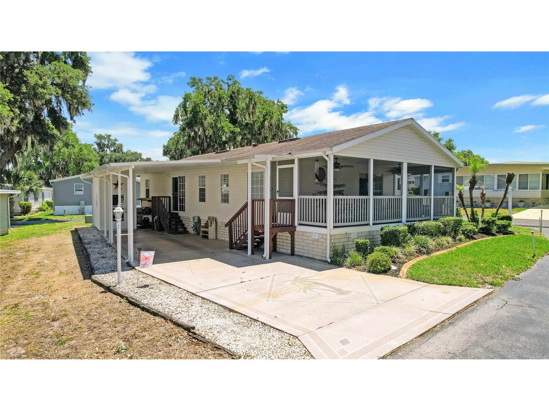 15 Riverview Drive Fruitland Park FL 34731 - LAKE GRIFFIN G5111956 image50