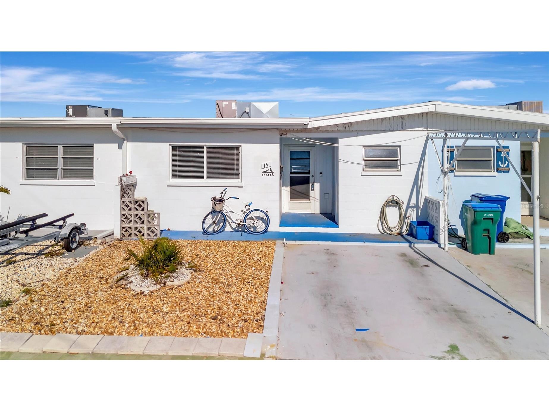 15 Seaside Court Holmes Beach FL 34217 A4642333 image1