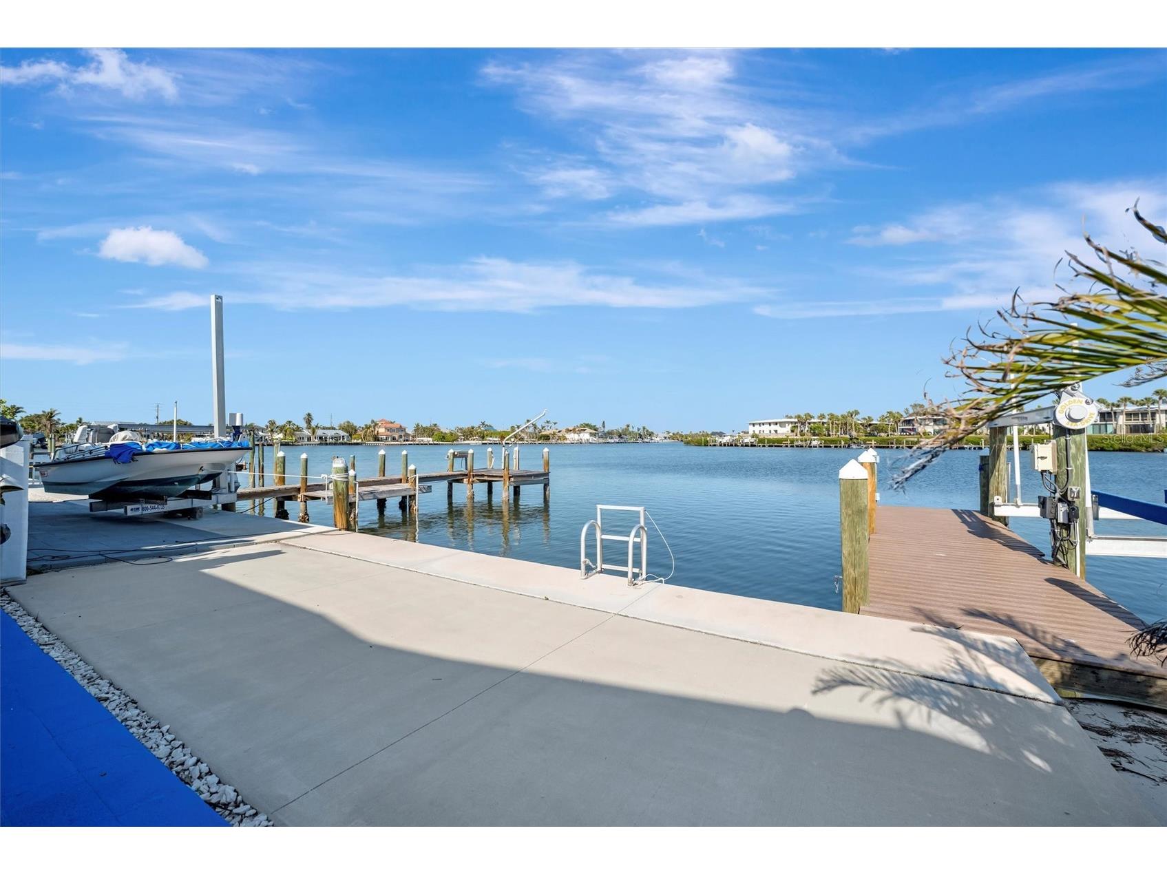 15 Seaside Court Holmes Beach FL 34217 A4642333 image10