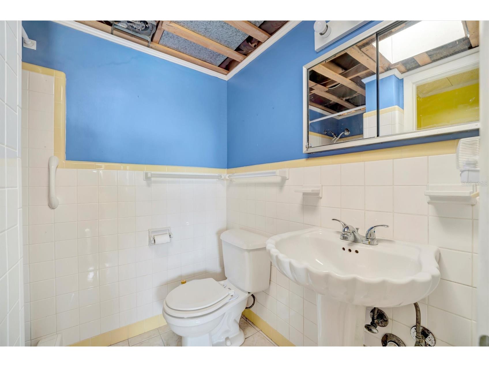 15 Seaside Court Holmes Beach FL 34217 A4642333 image28