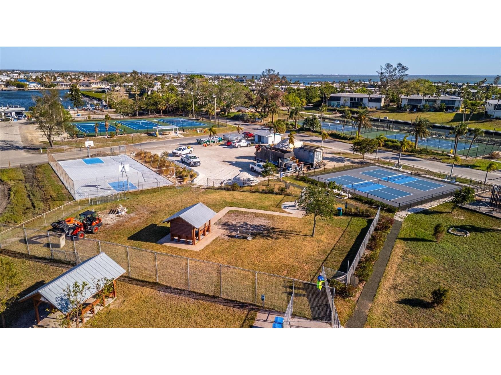 15 Seaside Court Holmes Beach FL 34217 A4642333 image32