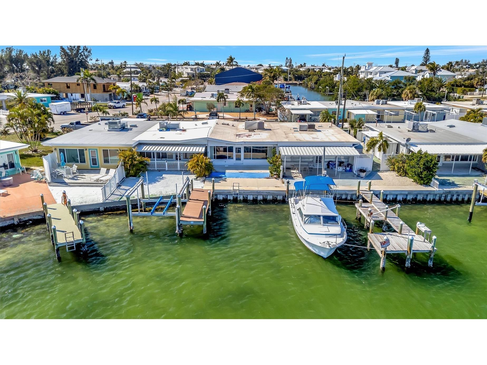 15 Seaside Court Holmes Beach FL 34217 A4642333 image40