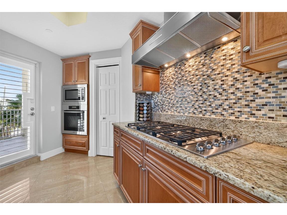 15 Somerset Street #4A Clearwater Beach FL 33767 TB8450041 image18