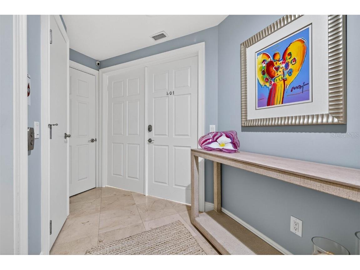 15 Somerset Street #4A Clearwater Beach FL 33767 TB8450041 image3