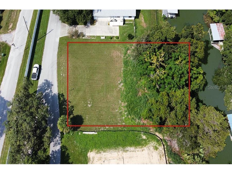 15 Weston Road Leesburg FL 34748 - LAKE GRIFFIN O6242013 image1