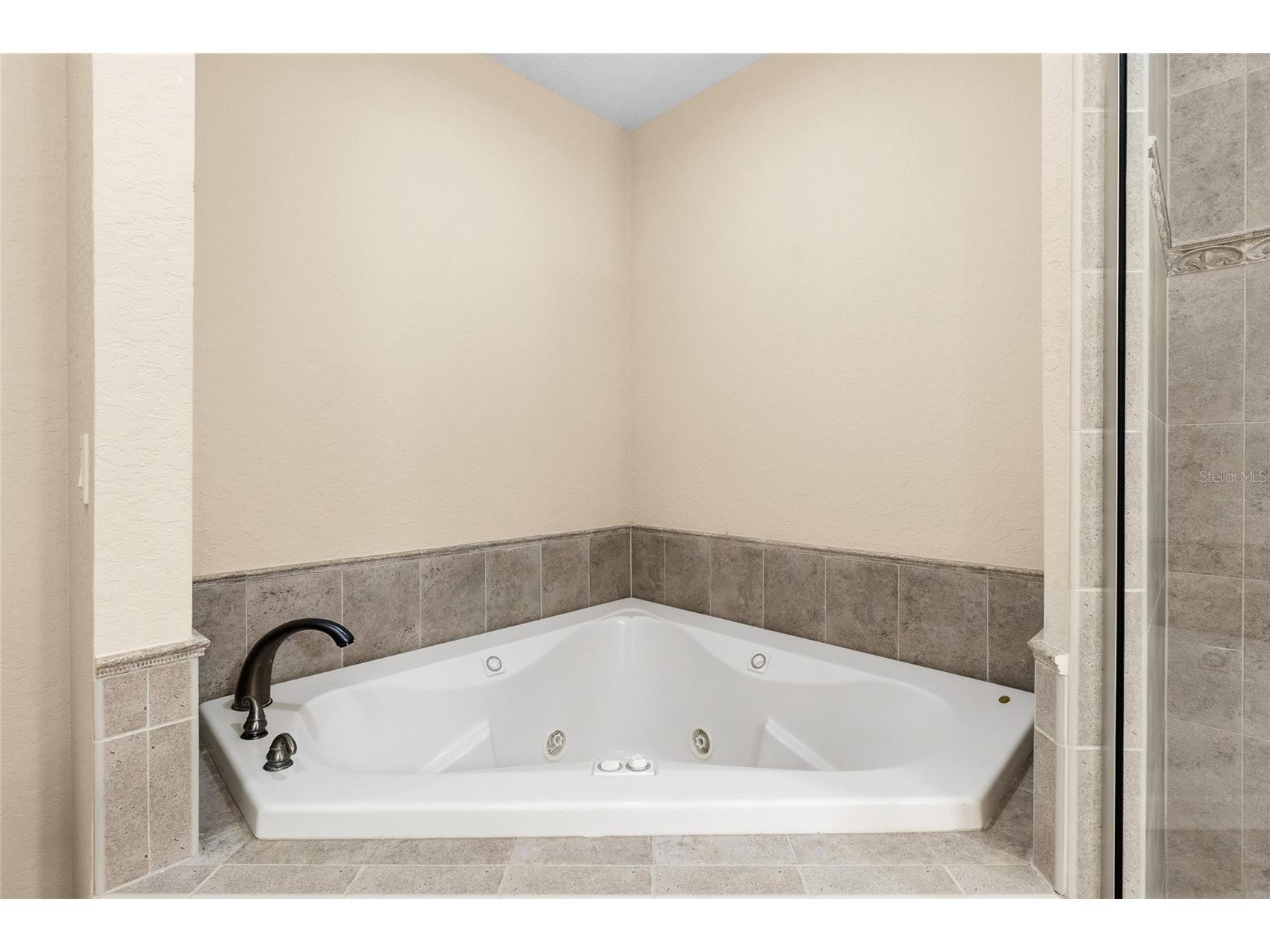 150 164th Avenue Redington Beach FL 33708 TB8476267 image24