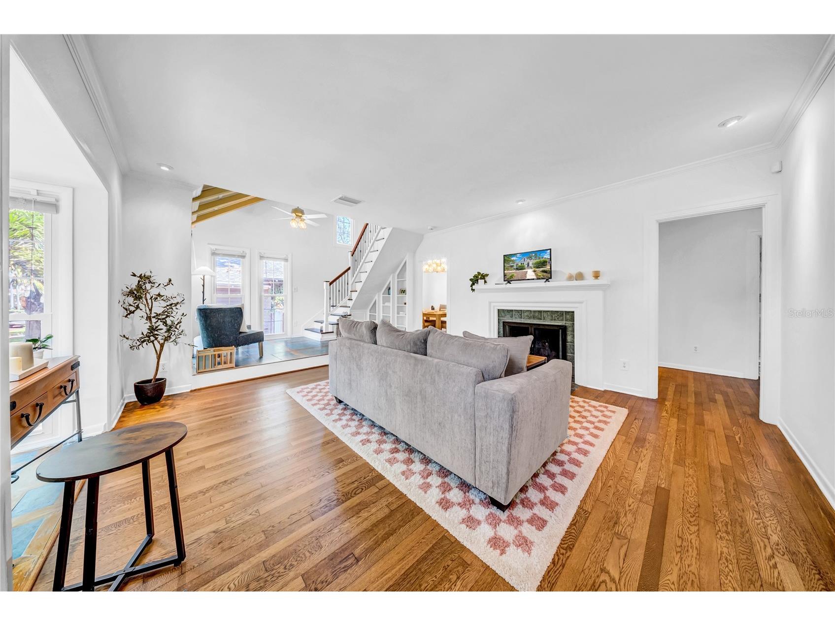 150 23rd Avenue N Saint Petersburg FL 33704 TB8425662 image2