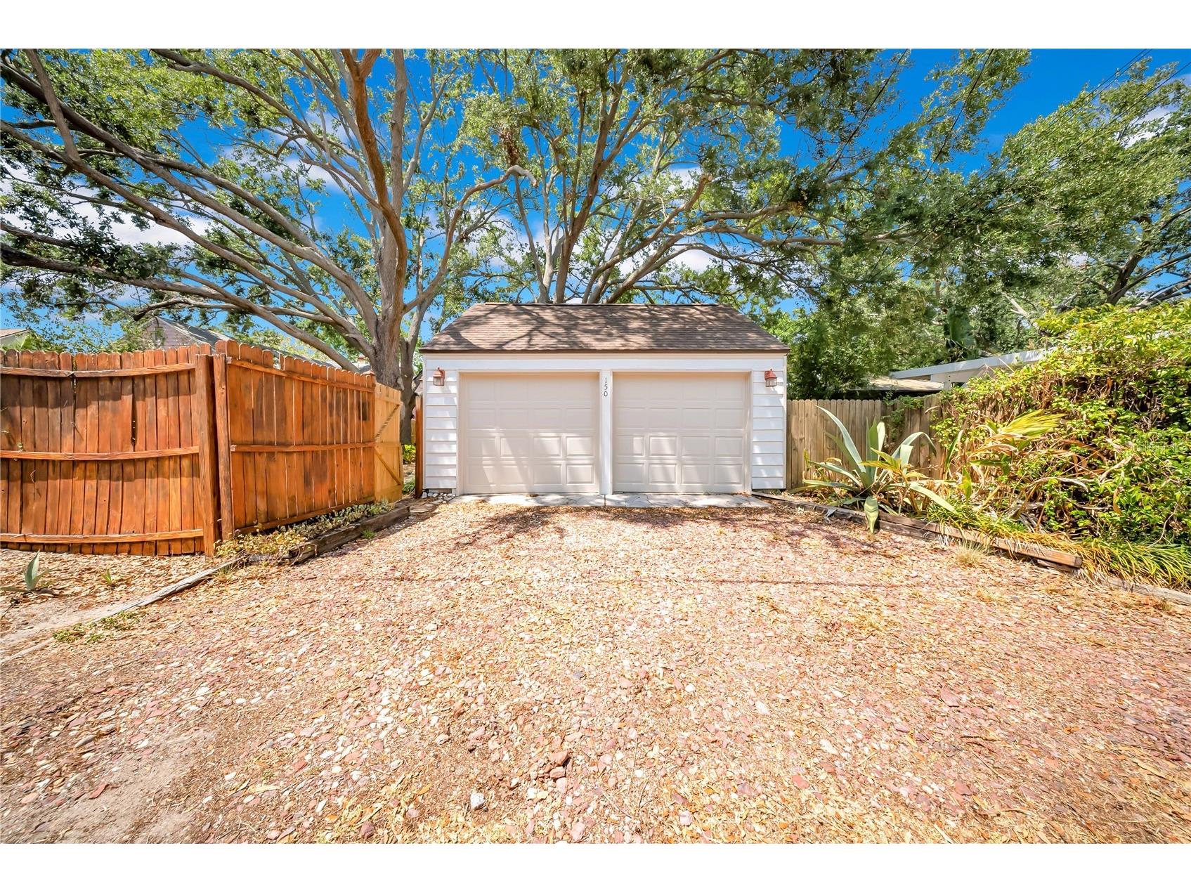 150 23rd Avenue N Saint Petersburg FL 33704 TB8425662 image4