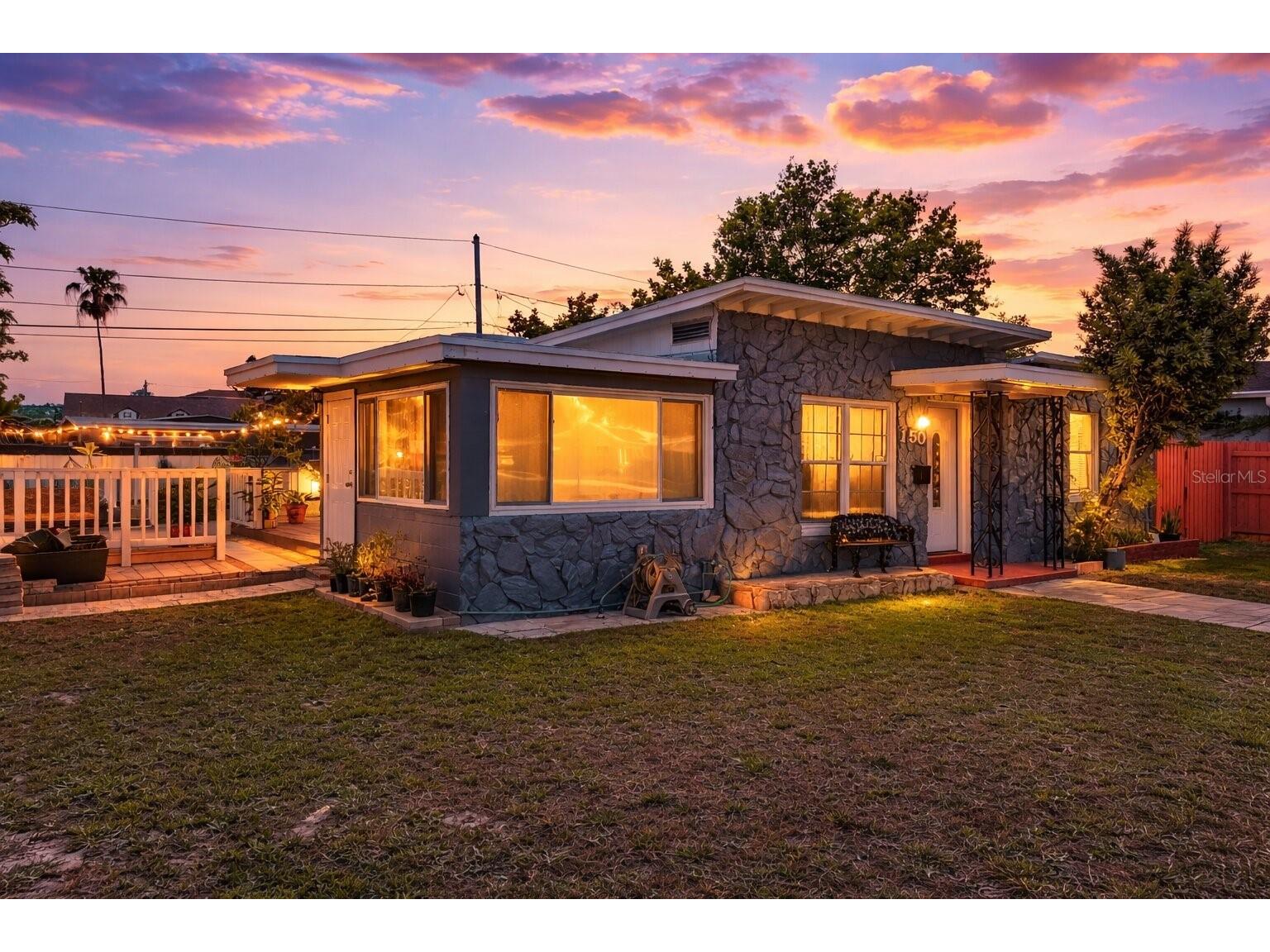 150 83rd Avenue N Saint Petersburg FL 33702 TB8491940 image1
