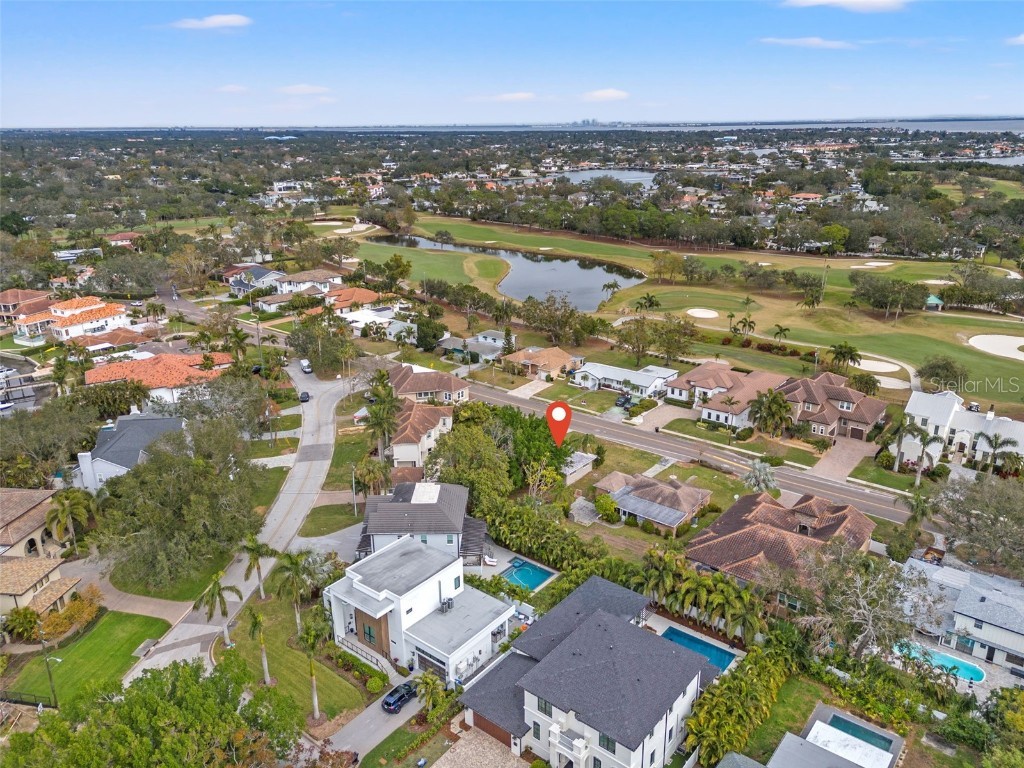 150 Almedo Way NE Saint Petersburg FL 33704 TB8338884 image4