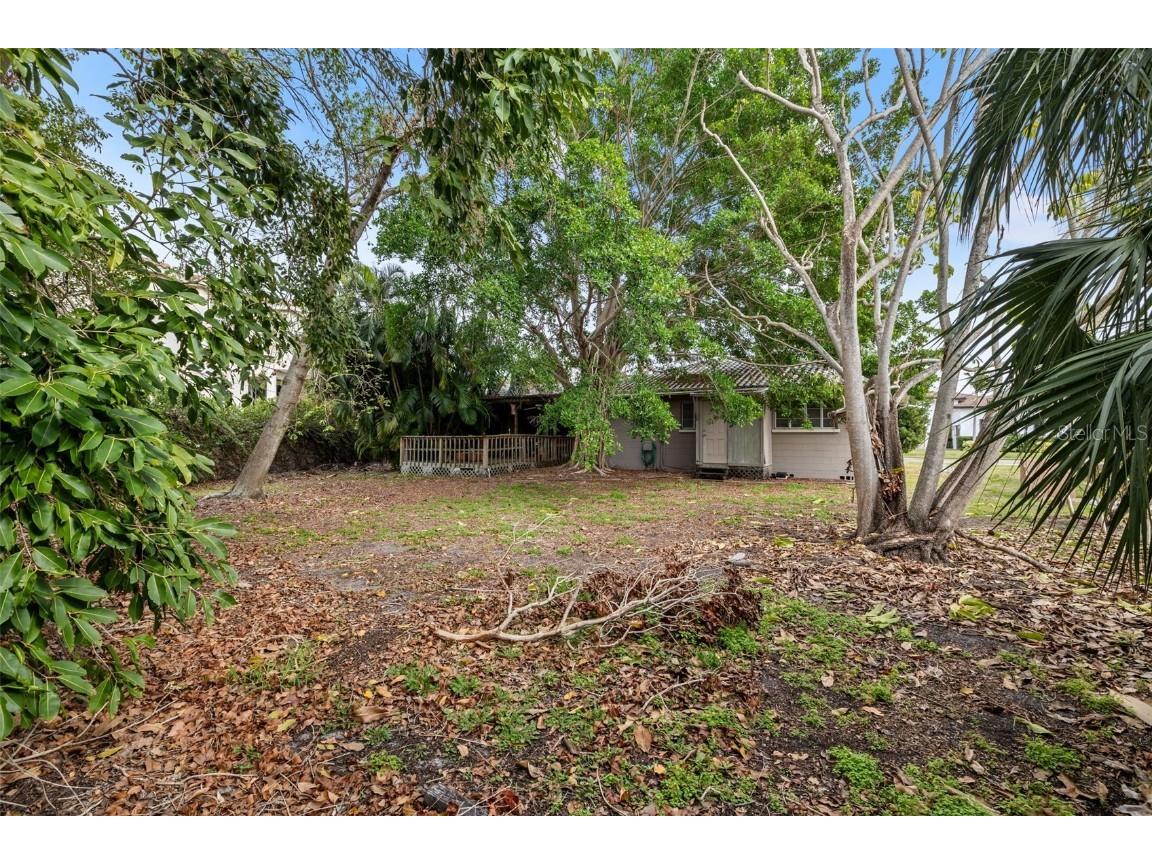 150 Almedo Way NE Saint Petersburg FL 33704 TB8338884 image9