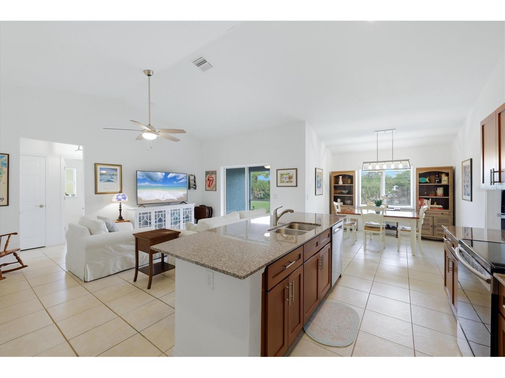 150 Baytree Drive Rotonda West FL 33947 - BUTTERFORD WATERWAY D6147657 image12