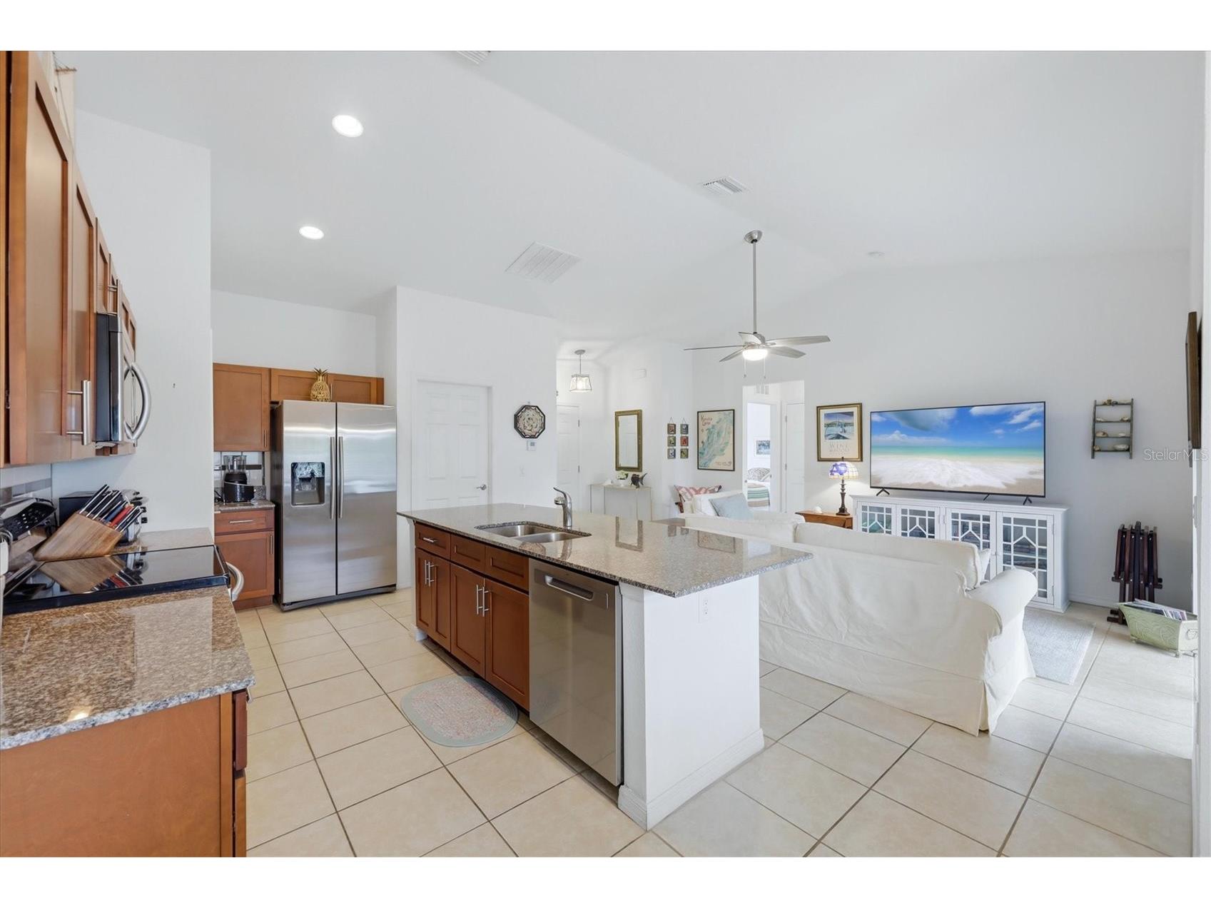 150 Baytree Drive Rotonda West FL 33947 - BUTTERFORD WATERWAY D6147657 image13