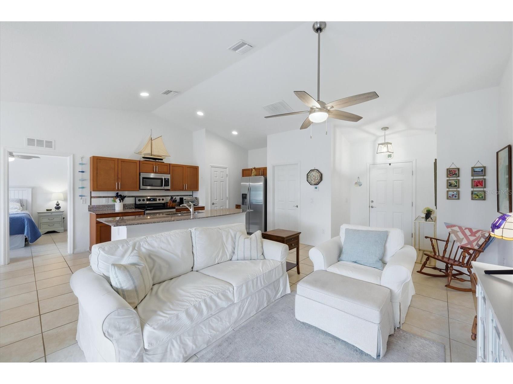 150 Baytree Drive Rotonda West FL 33947 - BUTTERFORD WATERWAY D6147657 image9