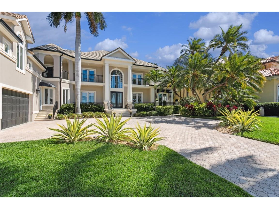 150 Brightwaters Boulevard NE Saint Petersburg FL 33704 - COFFEE POT BAYOU U8201512 image1