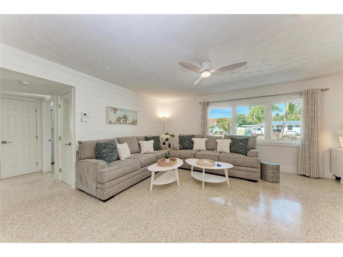 150 Crescent Drive Anna Maria FL 34216 A4676224 image16