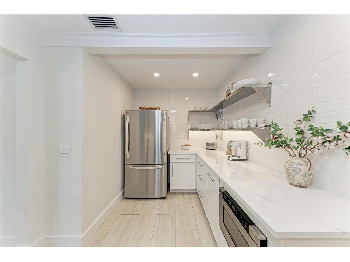 150 Crescent Drive Anna Maria FL 34216 A4676224 image20