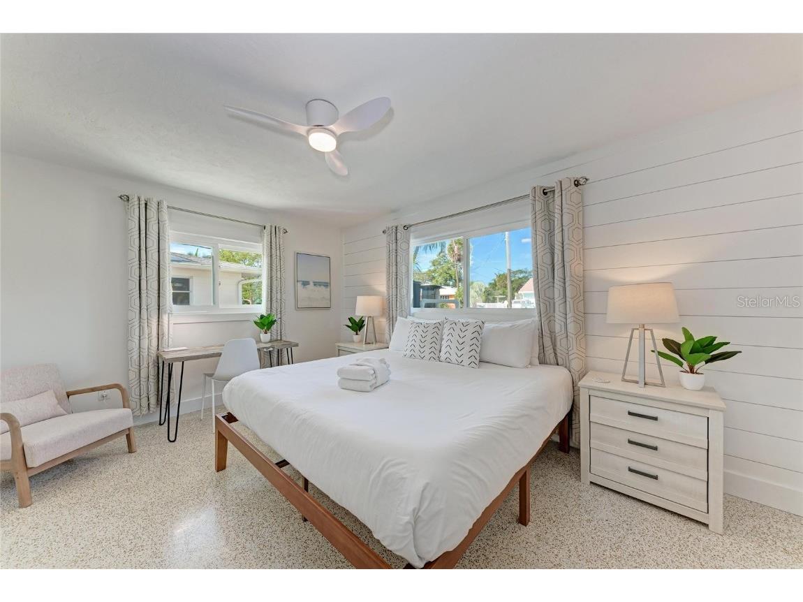 150 Crescent Drive Anna Maria FL 34216 A4676224 image32