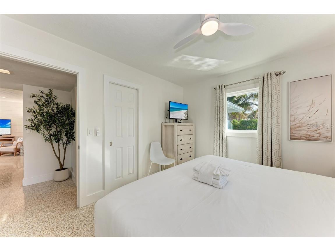 150 Crescent Drive Anna Maria FL 34216 A4676224 image36