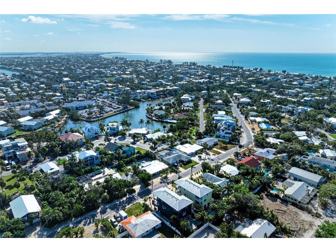 150 Crescent Drive Anna Maria FL 34216 A4676224 image5