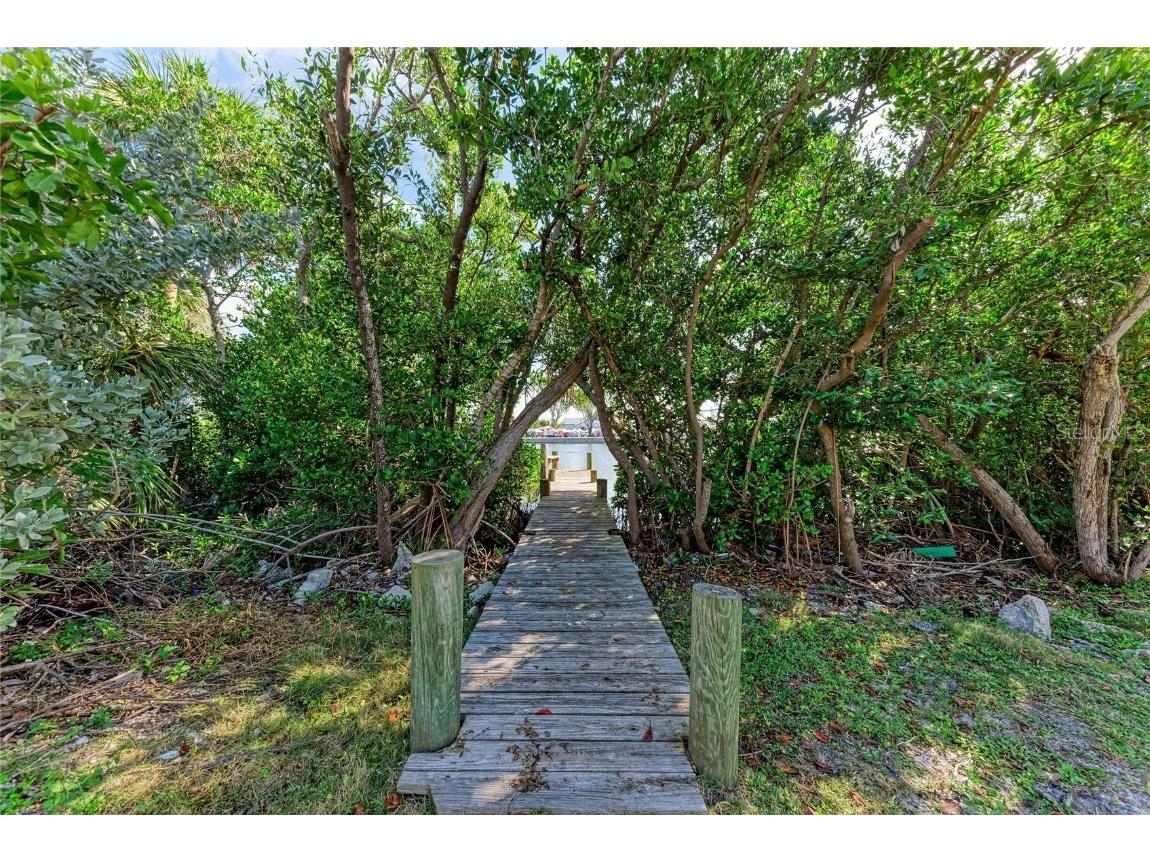 150 Crescent Drive Anna Maria FL 34216 A4676224 image51