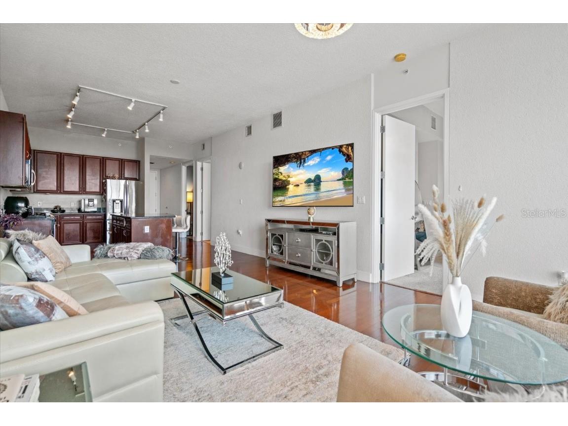 150 E Robinson Street #16B-2 (1605) Orlando FL 32801 - LAKE EOLA O6311709 image14