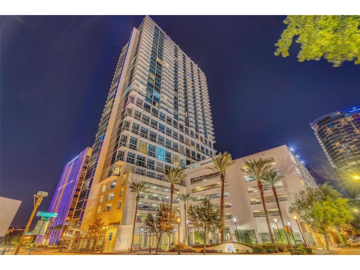 150 E Robinson Street #2002 Orlando FL 32801 - LAKE EOLA O6132509 image1