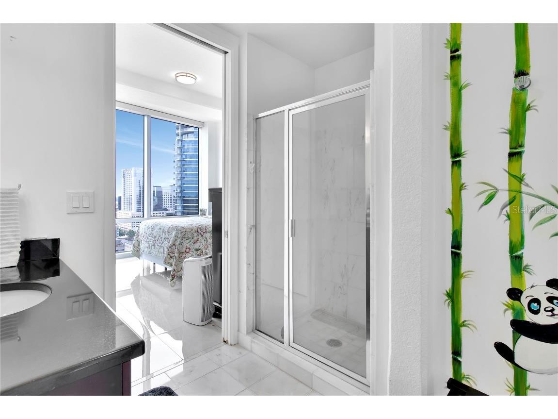 150 E Robinson Street #2002 Orlando FL 32801 - LAKE EOLA O6306220 image17