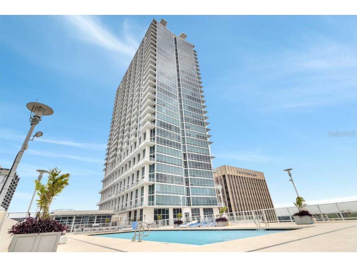 150 E Robinson Street #2002 Orlando FL 32801 - LAKE EOLA O6306220 image2