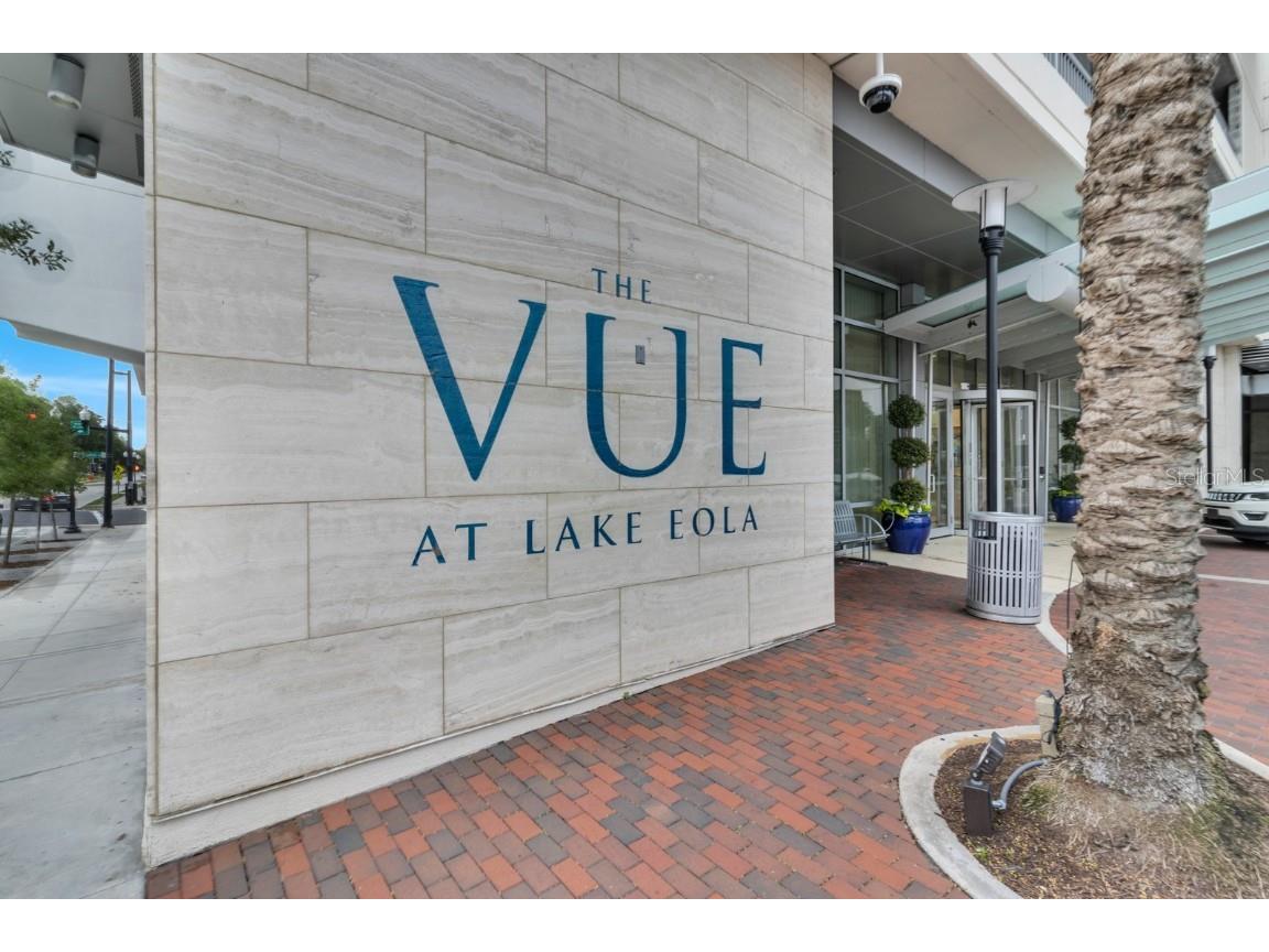 150 E Robinson Street #2002 Orlando FL 32801 - LAKE EOLA O6306220 image4