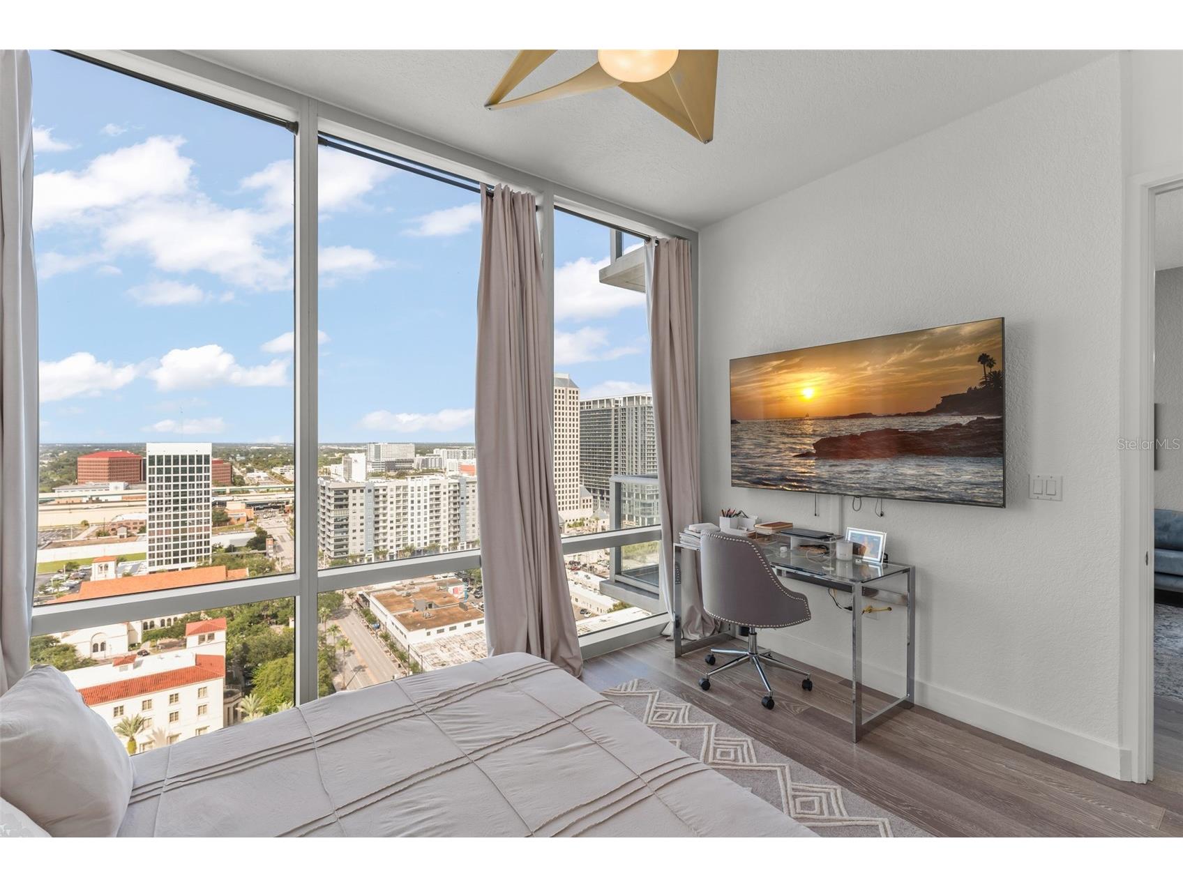 150 E Robinson Street #2008 Orlando FL 32801 O6345482 image16