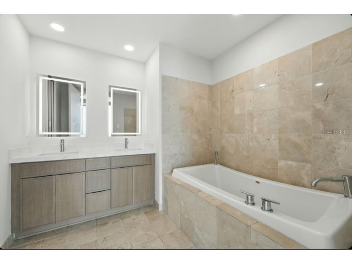 150 E Robinson Street #2102 Orlando FL 32801 O6351528 image50