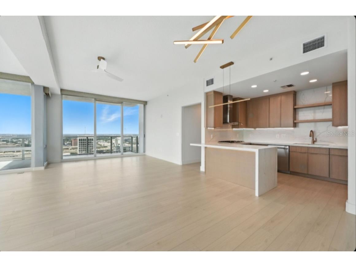 150 E Robinson Street #2102 Orlando FL 32801 O6351528 image56