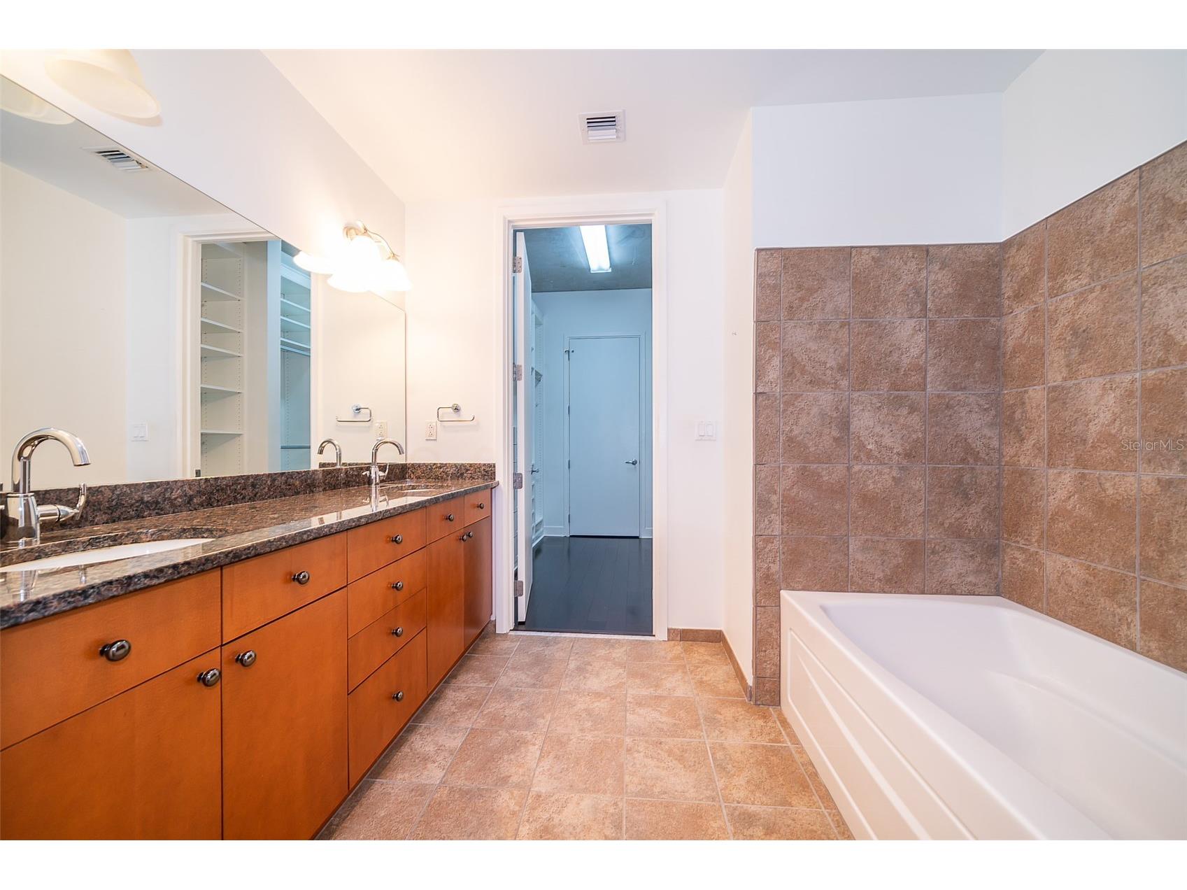 150 E Robinson Street #2112 Orlando FL 32801 O6395762 image14
