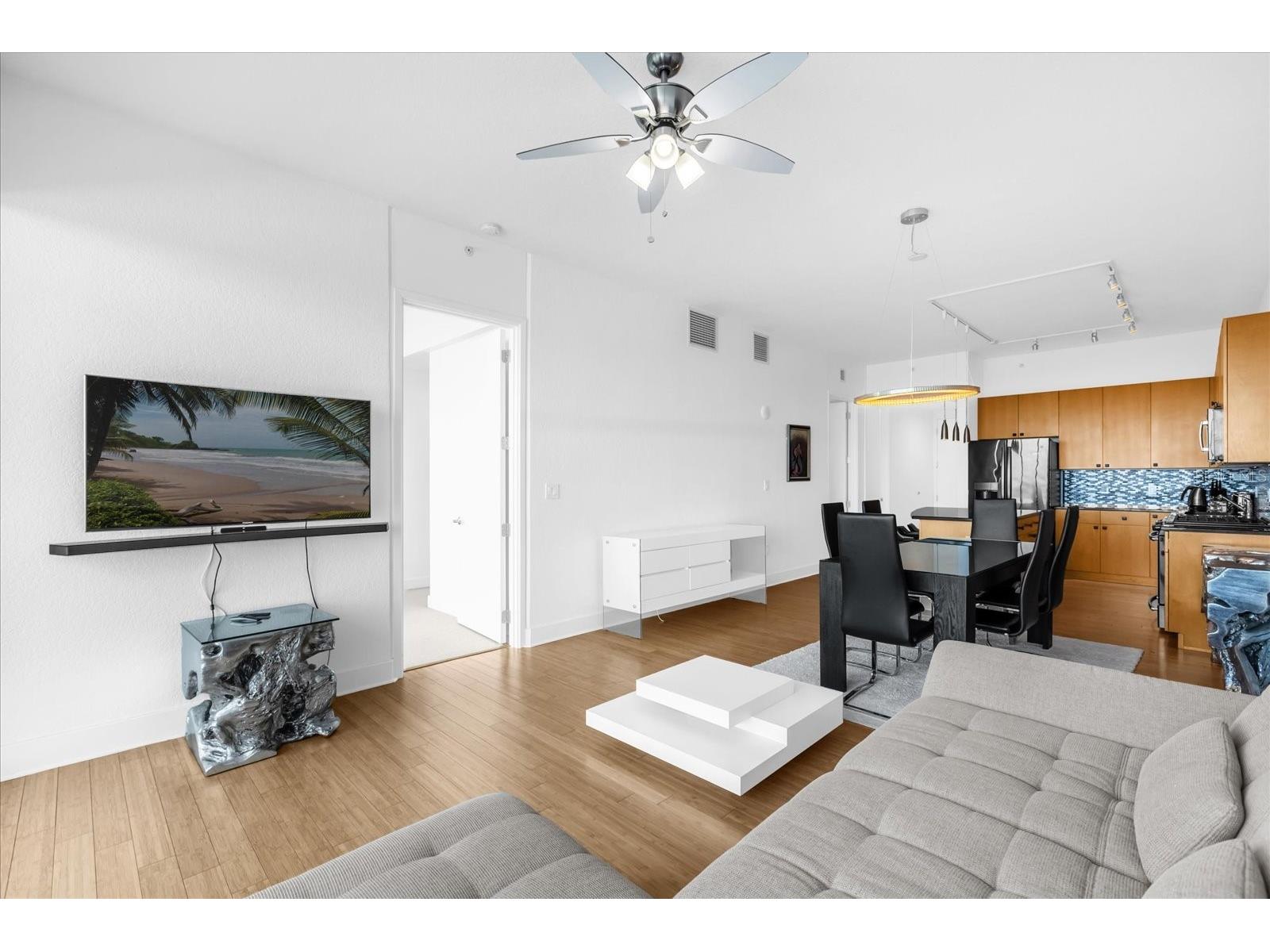 150 E Robinson Street #2607 Orlando FL 32801 O6344575 image11